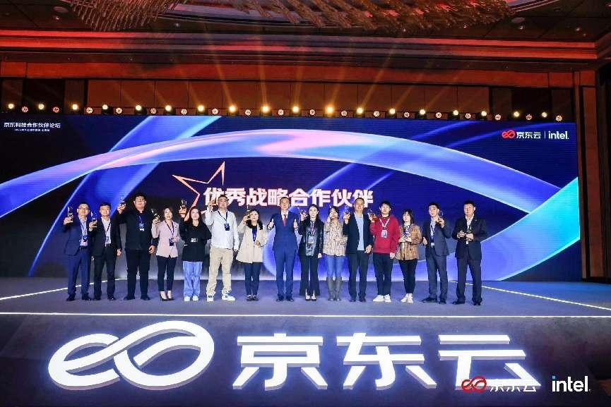 �����ƶ����ᡤ�Ϻ�վح7790�ط����Ŷ���Я�־����Ƽ�������ҵ������