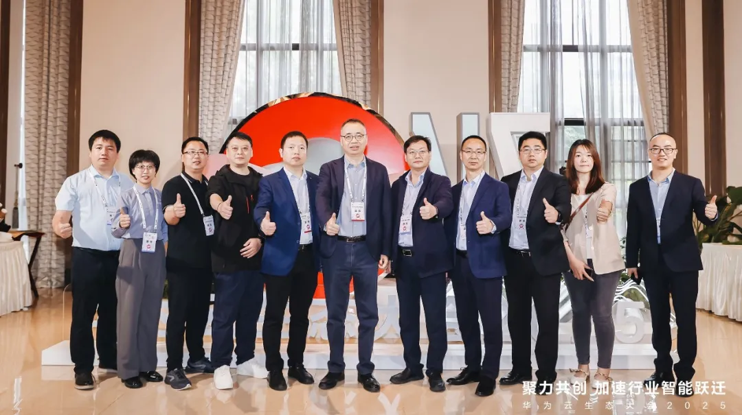 ���ơ�ҫ���£���������7790�ط����Ŷ�����Ϊ�ƶ�������������������̬��ͼ